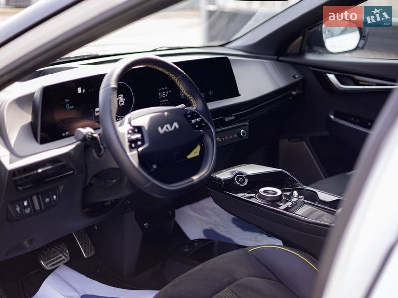 Внедорожник / Кроссовер Kia EV6 2024 в Снятине