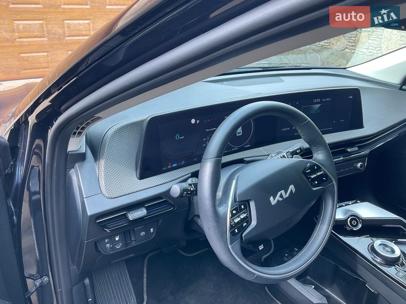 Позашляховик / Кросовер Kia EV6 2023 в Рівному фото 23 Позашляховик / Кросовер Kia EV6 2023 в Рівному