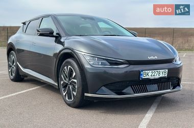 Позашляховик / Кросовер Kia EV6 2023 в Рівному