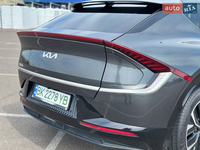 Позашляховик / Кросовер Kia EV6 2023 в Рівному