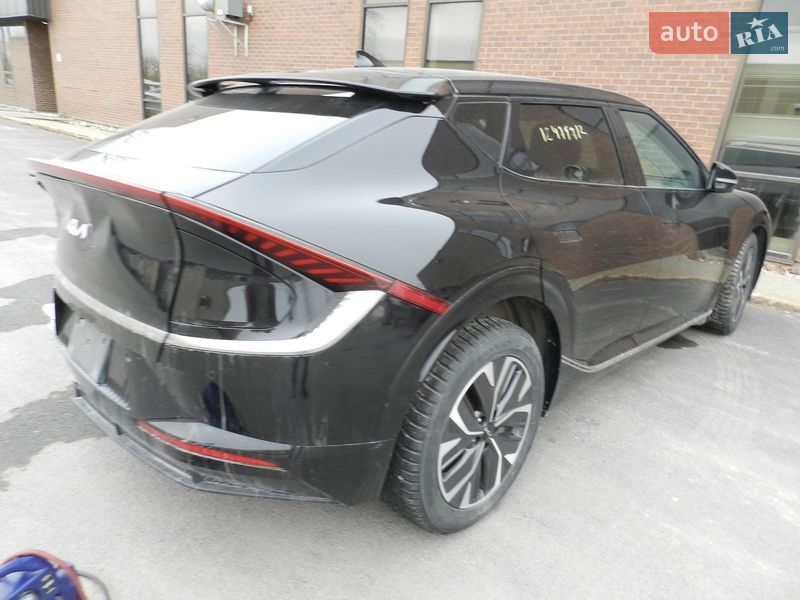 Внедорожник / Кроссовер Kia EV6 2024 в Ивано-Франковске