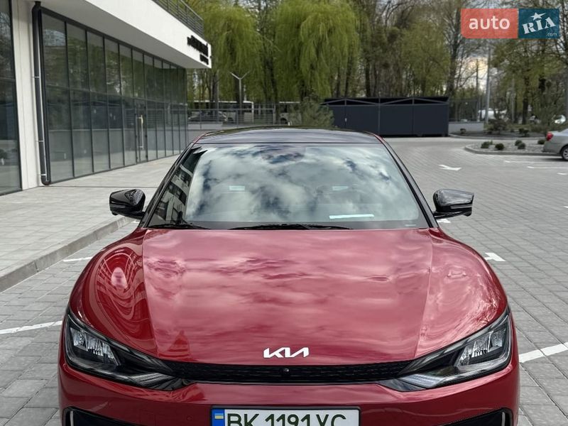 Внедорожник / Кроссовер Kia EV6 2023 в Ровно