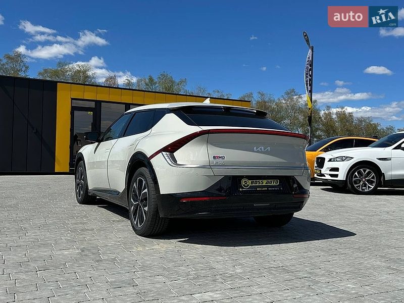 Внедорожник / Кроссовер Kia EV6 2022 в Ивано-Франковске