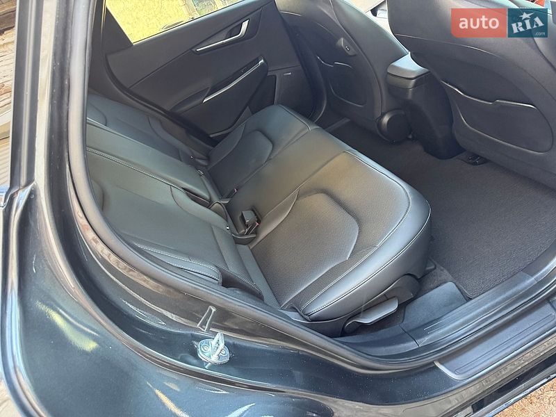 Внедорожник / Кроссовер Kia EV6 2023 в Прилуках