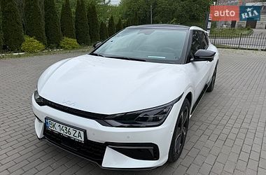 Внедорожник / Кроссовер Kia EV6 2023 в Ровно