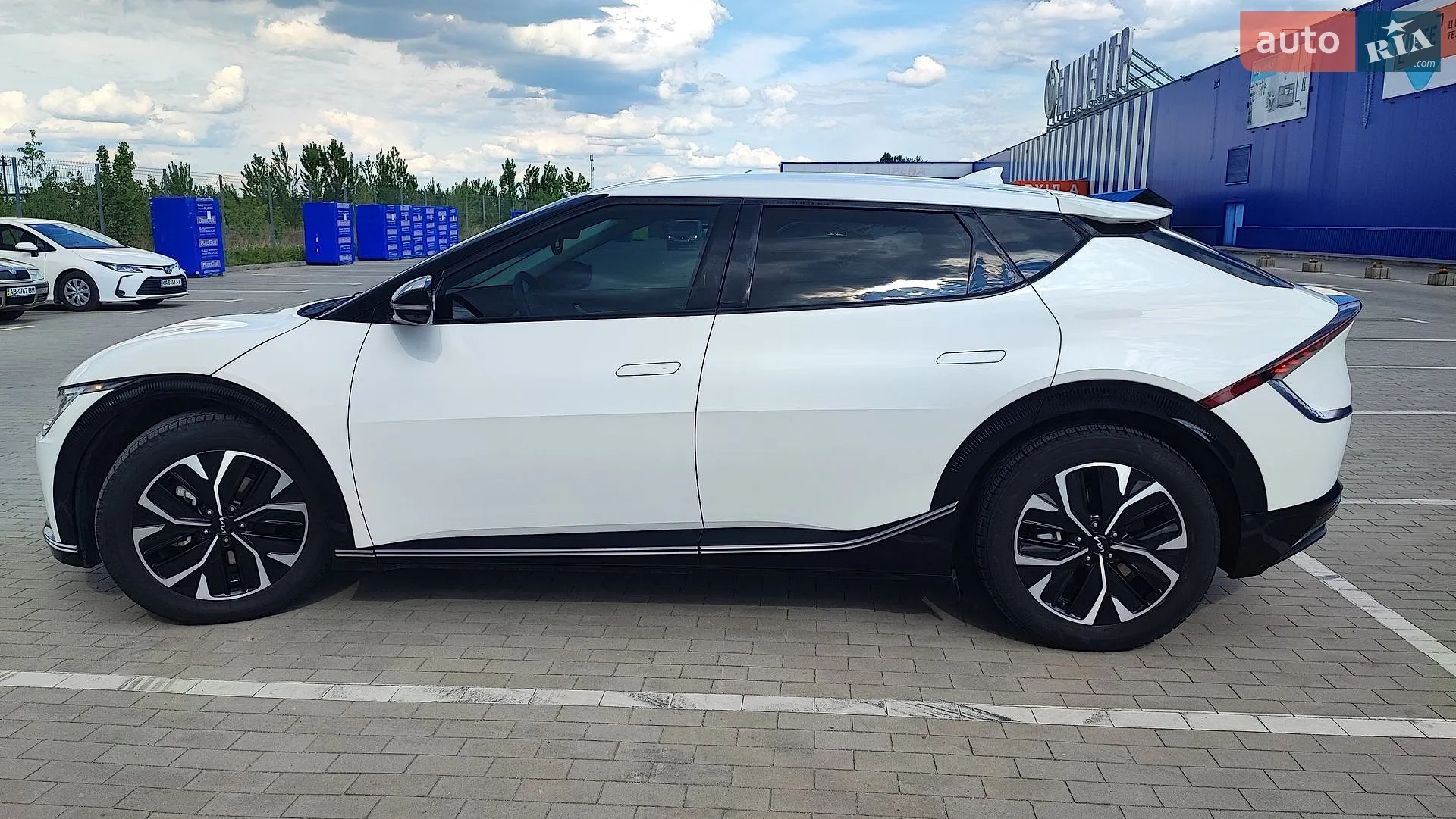 2022 Kia EV6 - мініатюра 10