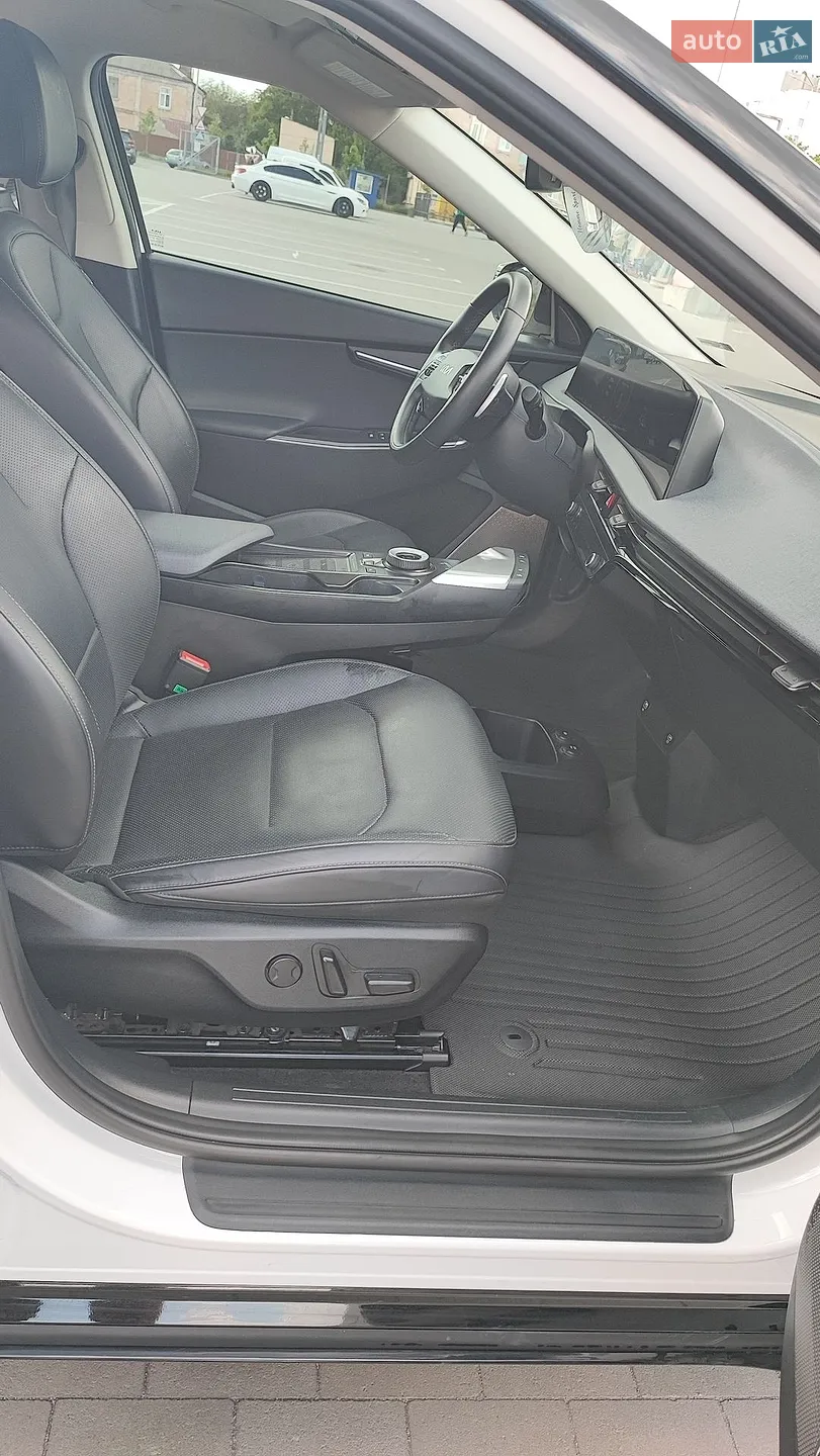 2022 Kia EV6 - мініатюра 28