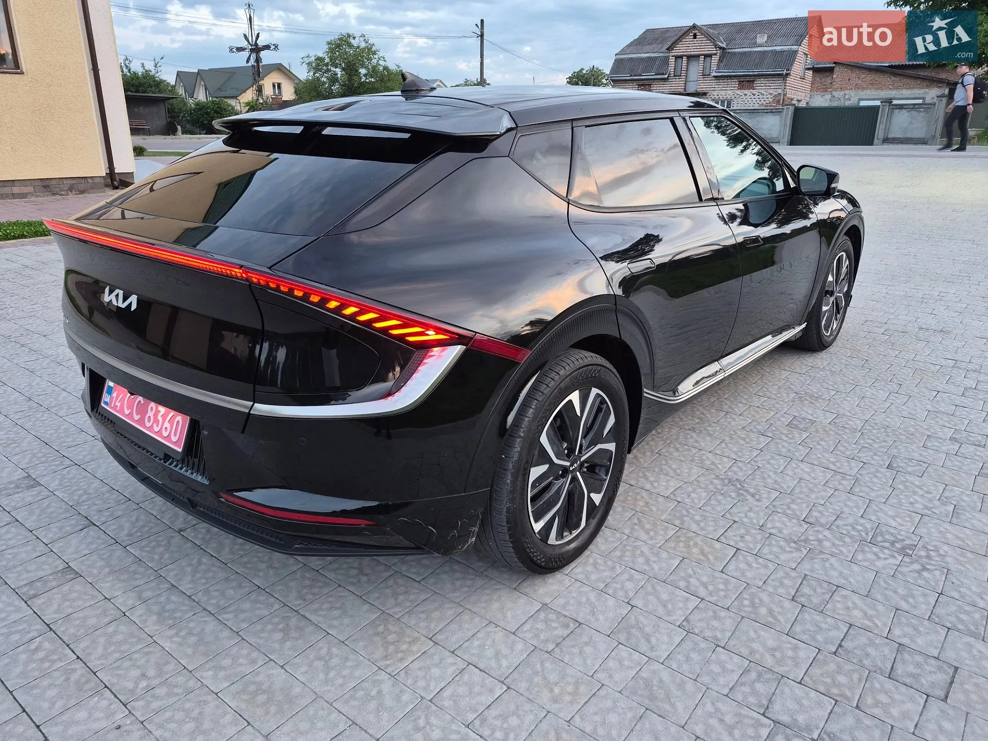 2022 Kia EV6 - мініатюра 9