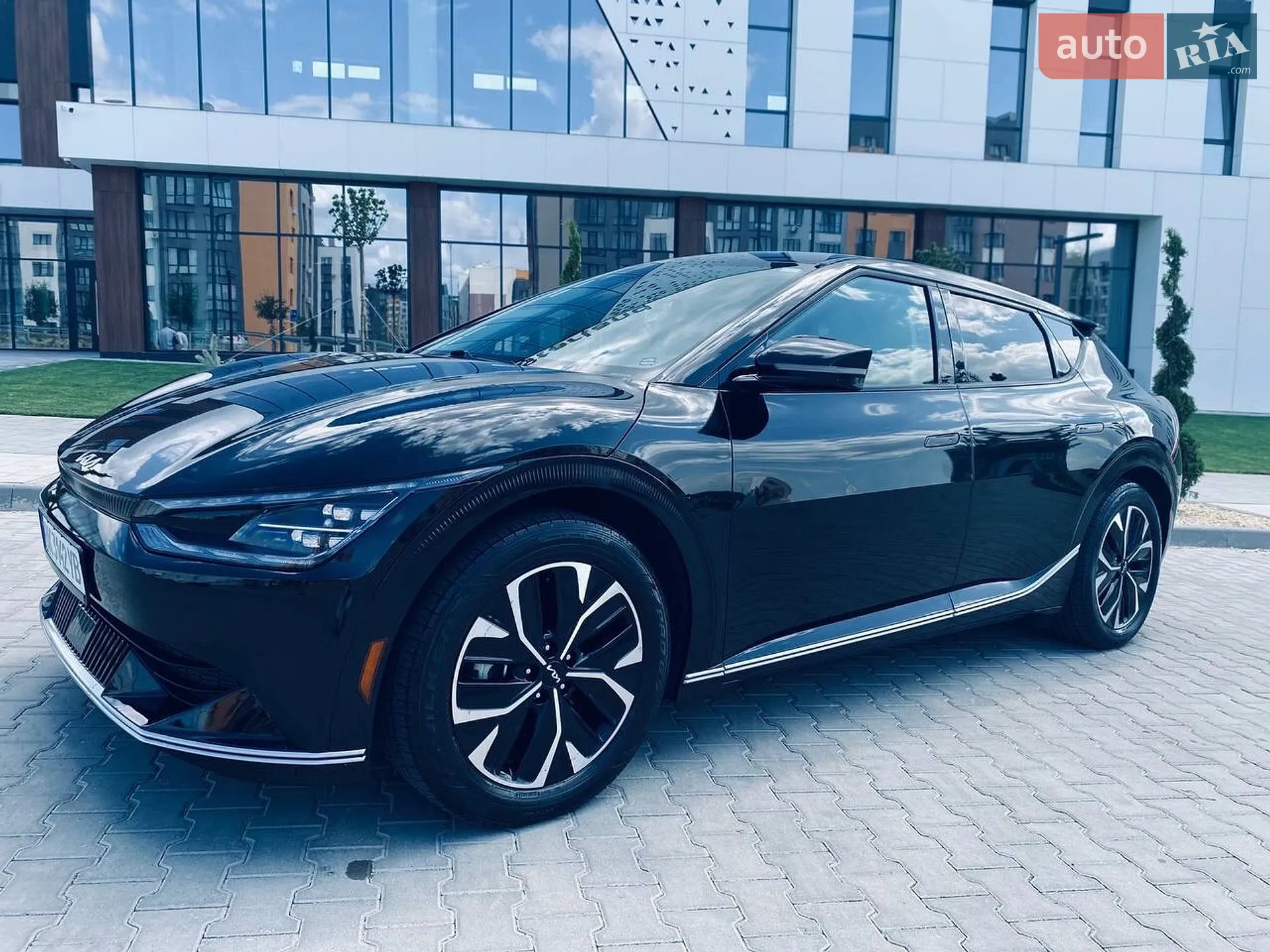 2022 Kia EV6 - фото 1