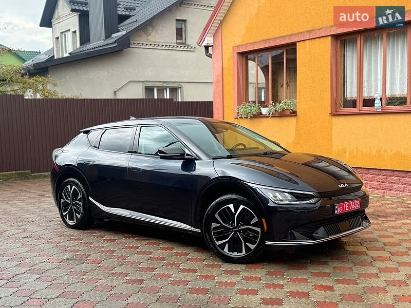 Внедорожник / Кроссовер Kia EV6 2023 в Ровно фото Внедорожник / Кроссовер Kia EV6 2023 в Ровно