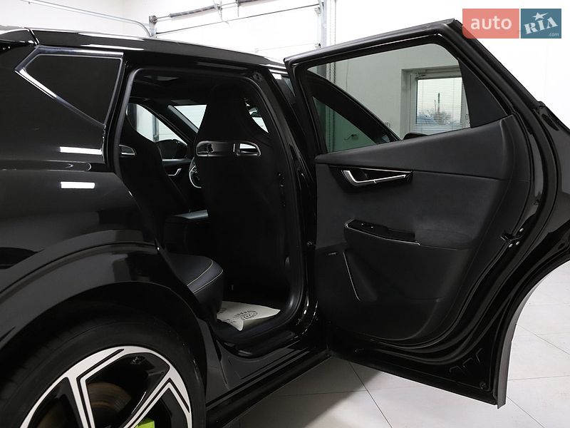 Внедорожник / Кроссовер Kia EV6 2023 в Дрогобыче