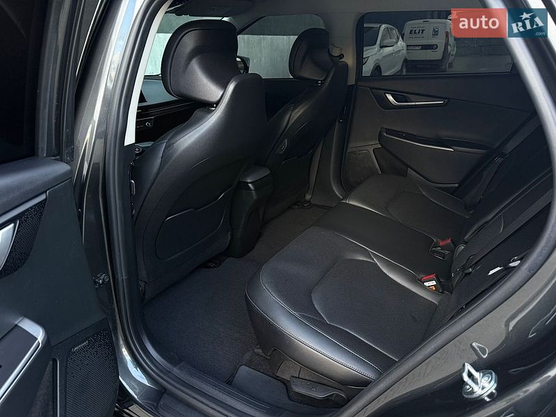 Внедорожник / Кроссовер Kia EV6 2023 в Тернополе