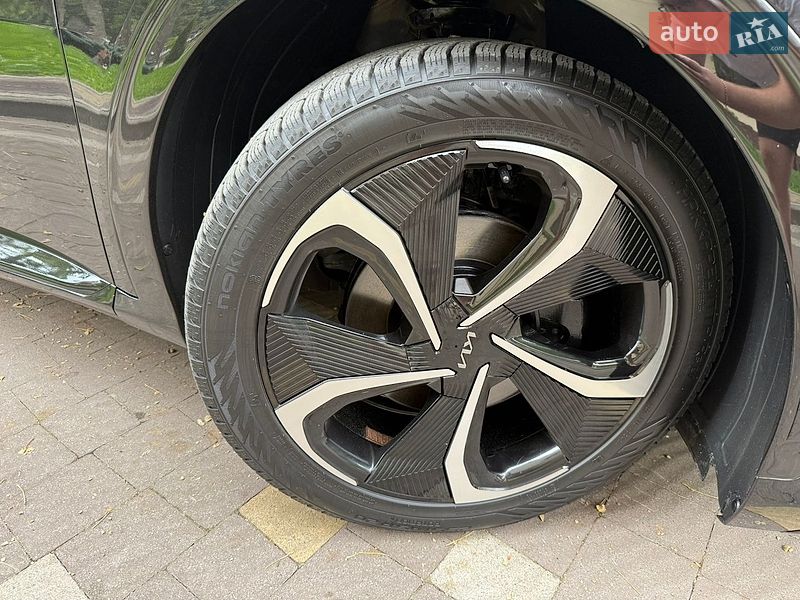 Внедорожник / Кроссовер Kia EV6 2024 в Дрогобыче