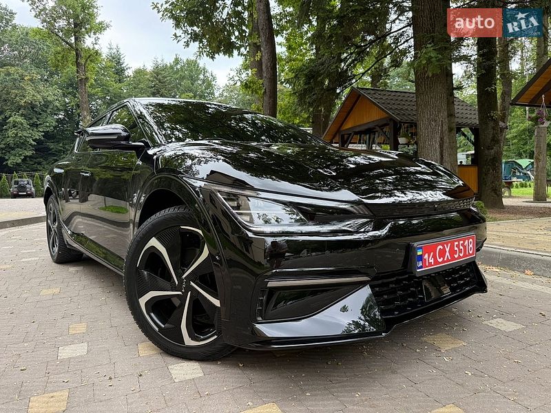 Внедорожник / Кроссовер Kia EV6 2024 в Дрогобыче