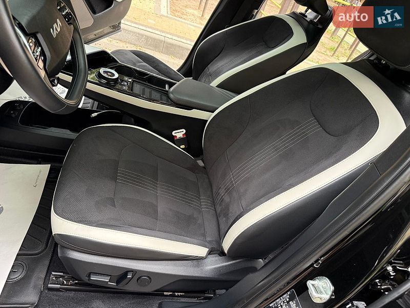 Внедорожник / Кроссовер Kia EV6 2024 в Дрогобыче