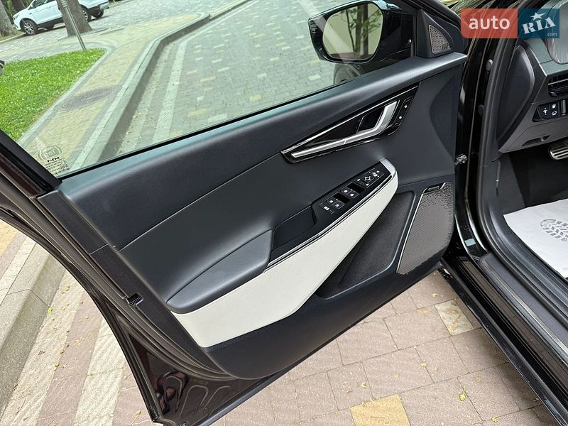 Внедорожник / Кроссовер Kia EV6 2024 в Дрогобыче