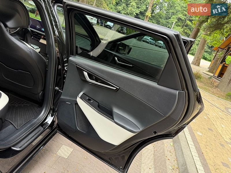 Внедорожник / Кроссовер Kia EV6 2024 в Дрогобыче