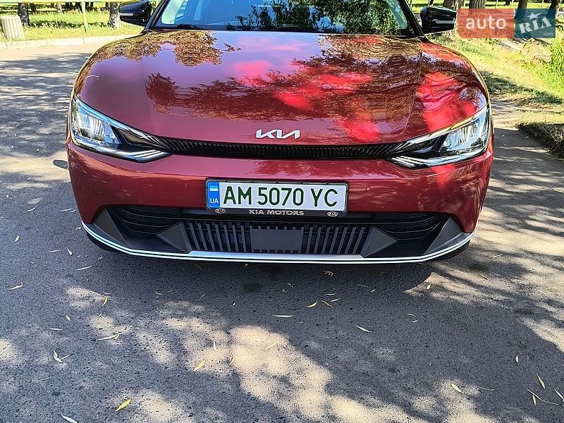 Позашляховик / Кросовер Kia EV6 2023 в Рівному