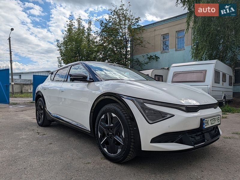 Внедорожник / Кроссовер Kia EV6 2025 в Ровно