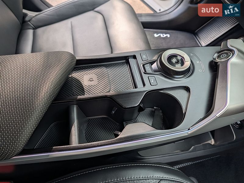 Внедорожник / Кроссовер Kia EV6 2025 в Ровно