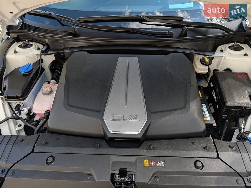 Внедорожник / Кроссовер Kia EV6 2025 в Ровно