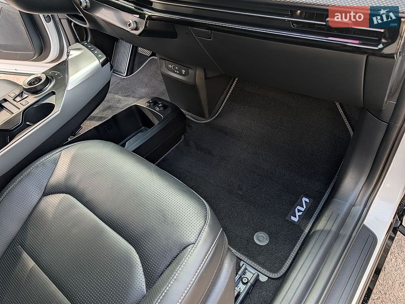 Внедорожник / Кроссовер Kia EV6 2025 в Ровно