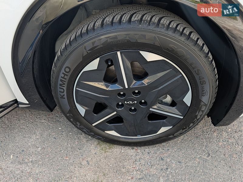Внедорожник / Кроссовер Kia EV6 2025 в Ровно