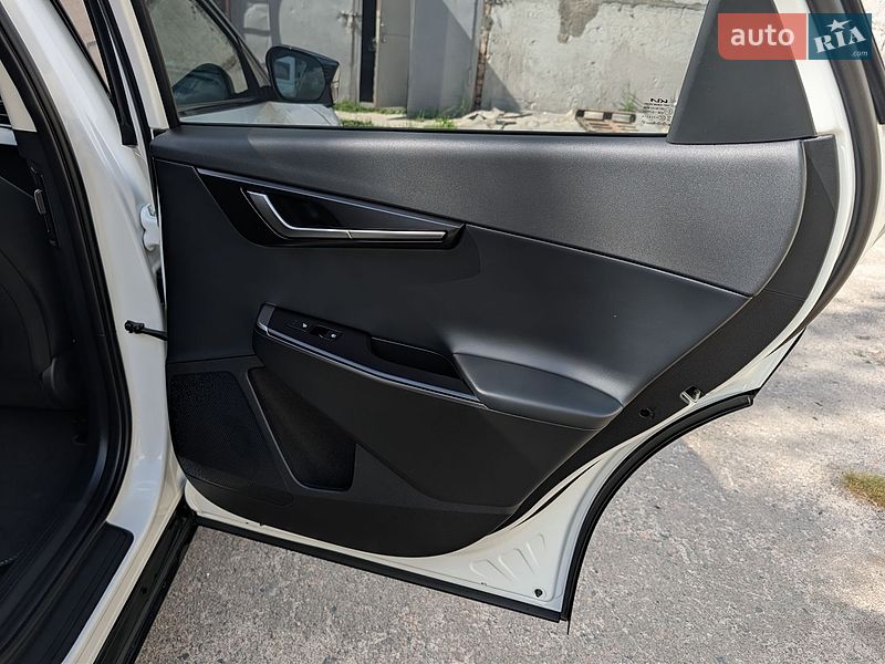 Внедорожник / Кроссовер Kia EV6 2025 в Ровно