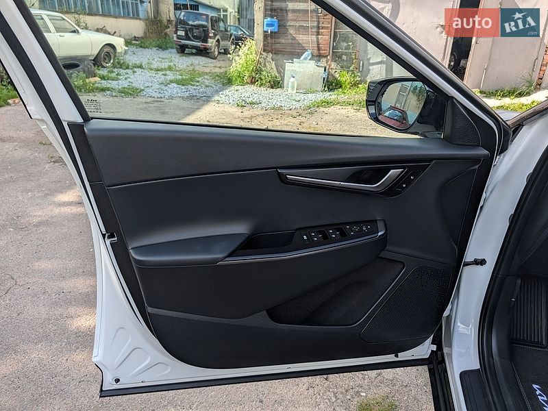 Внедорожник / Кроссовер Kia EV6 2025 в Ровно