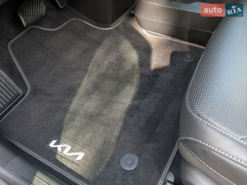 Внедорожник / Кроссовер Kia EV6 2025 в Ровно