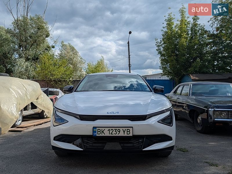 Внедорожник / Кроссовер Kia EV6 2025 в Ровно