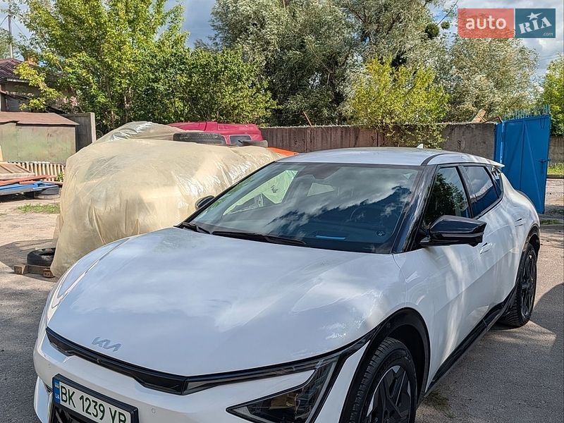 Внедорожник / Кроссовер Kia EV6 2025 в Ровно