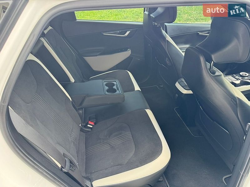 Внедорожник / Кроссовер Kia EV6 2022 в Калуше