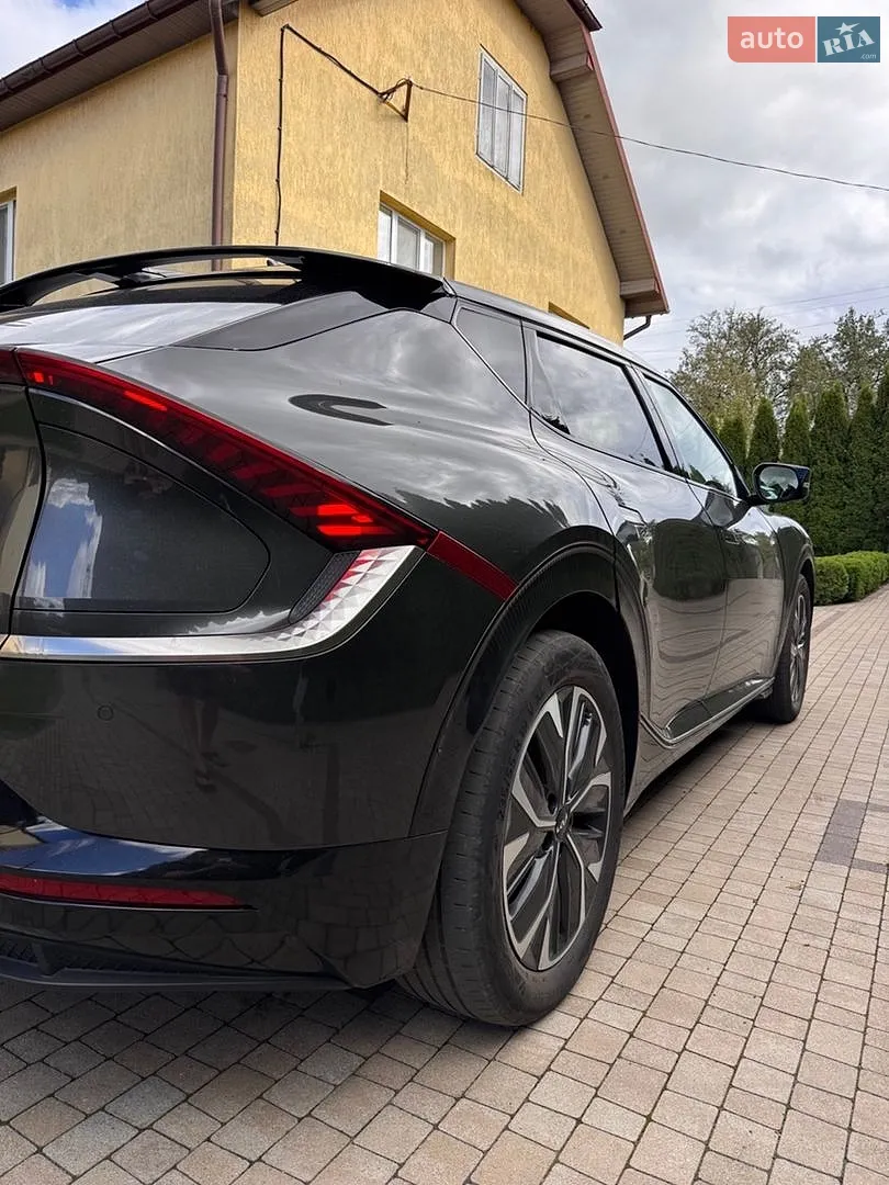 2022 Kia EV6 - мініатюра 11