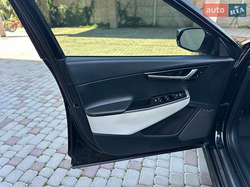 Позашляховик / Кросовер Kia EV6 2022 в Вінниці фото 26 Позашляховик / Кросовер Kia EV6 2022 в Вінниці