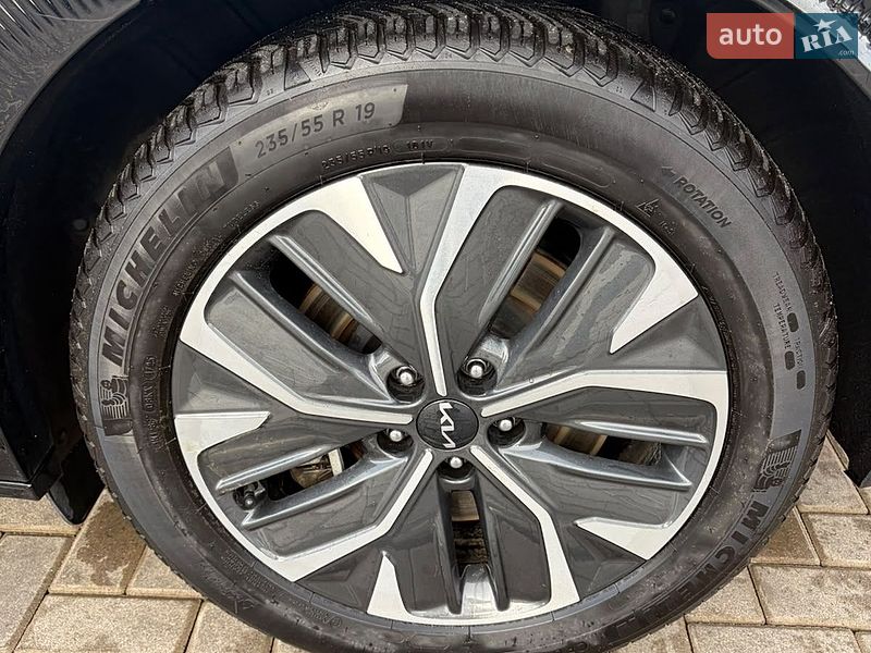 Внедорожник / Кроссовер Kia EV6 2023 в Ровно фото 8 Внедорожник / Кроссовер Kia EV6 2023 в Ровно