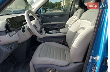 Позашляховик / Кросовер Kia EV9 2023 в 