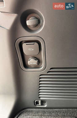 Внедорожник / Кроссовер Kia EV9 2023 в Киеве