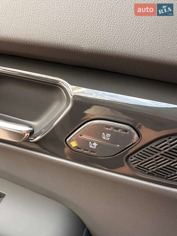 Позашляховик / Кросовер Kia EV9 2023 в Києві фото 27 Позашляховик / Кросовер Kia EV9 2023 в Києві