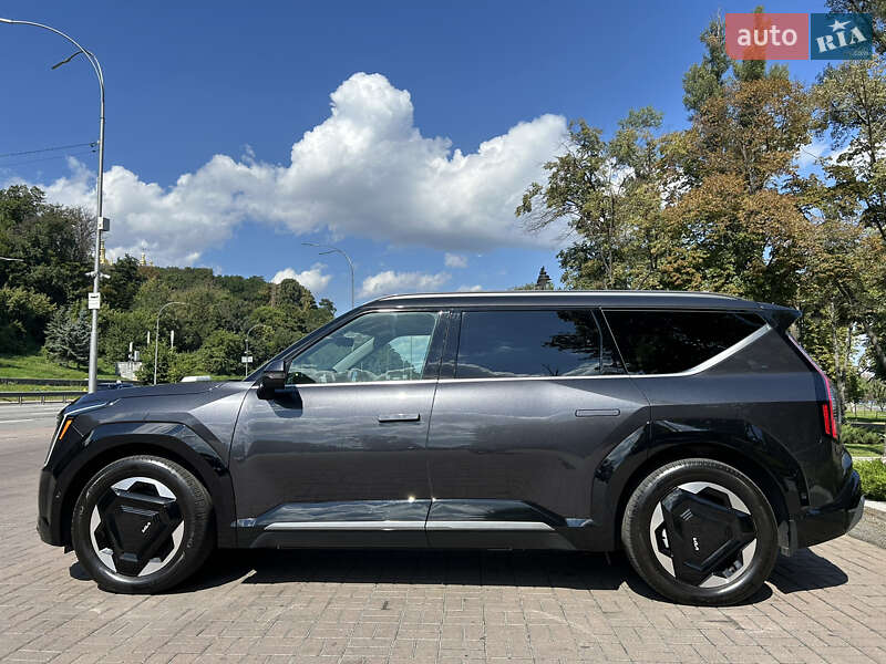 Внедорожник / Кроссовер Kia EV9 2024 в Киеве