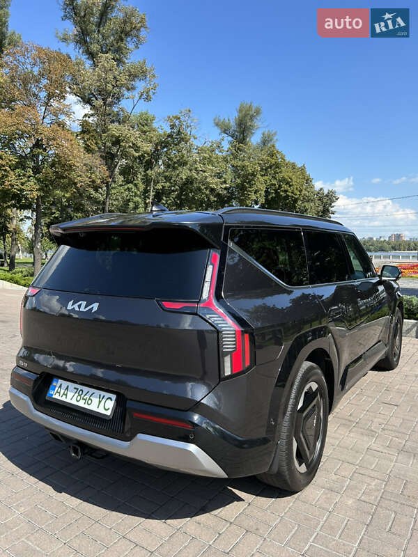 Внедорожник / Кроссовер Kia EV9 2024 в Киеве
