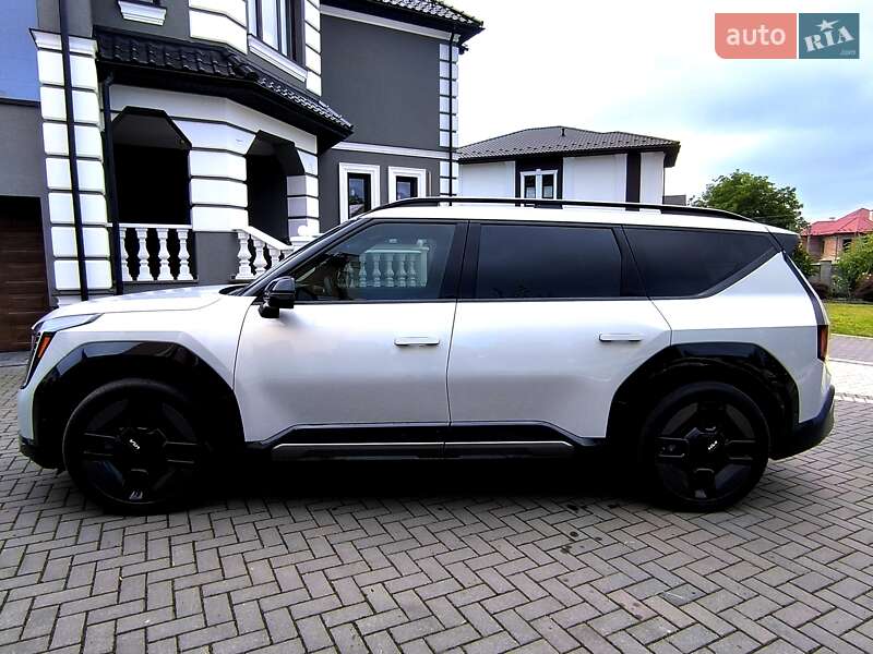 Внедорожник / Кроссовер Kia EV9 2023 в Дрогобыче