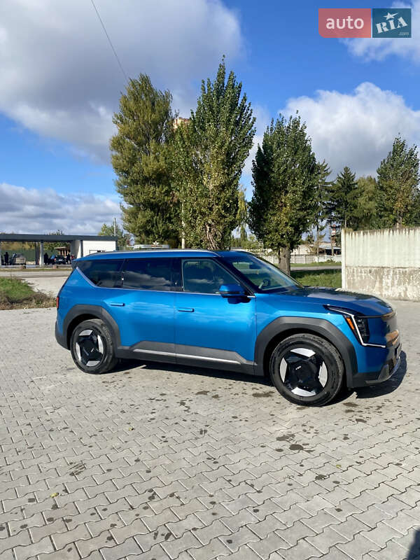 Внедорожник / Кроссовер Kia EV9 2023 в Хмельницком