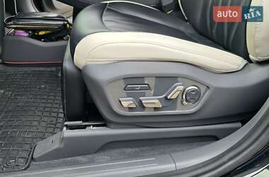 Внедорожник / Кроссовер Kia EV9 2023 в 