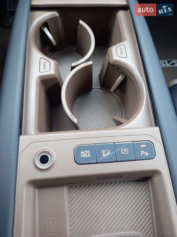 Позашляховик / Кросовер Kia EV9 2023 в Полтаві фото 4 Позашляховик / Кросовер Kia EV9 2023 в Полтаві