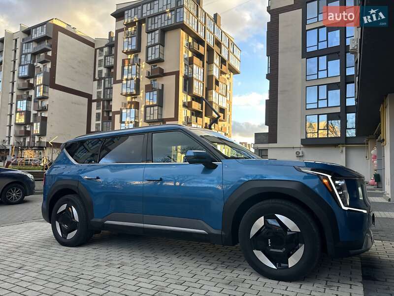 Внедорожник / Кроссовер Kia EV9 2023 в Хмельницком