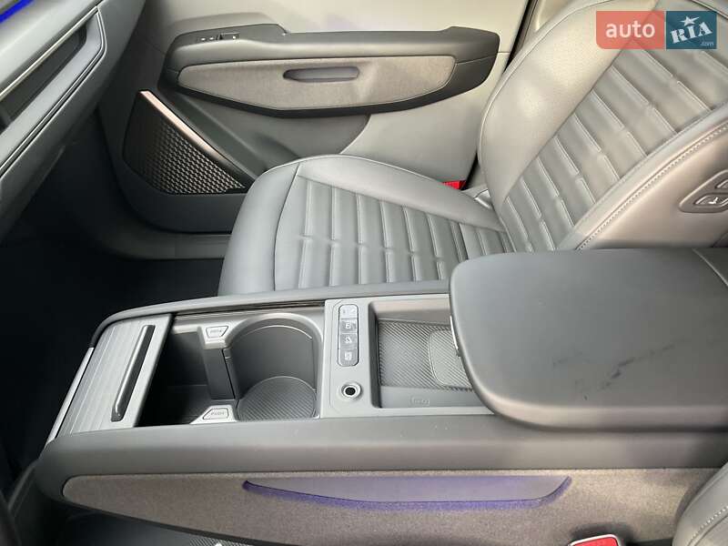 Позашляховик / Кросовер Kia EV9 2024 в Рівному