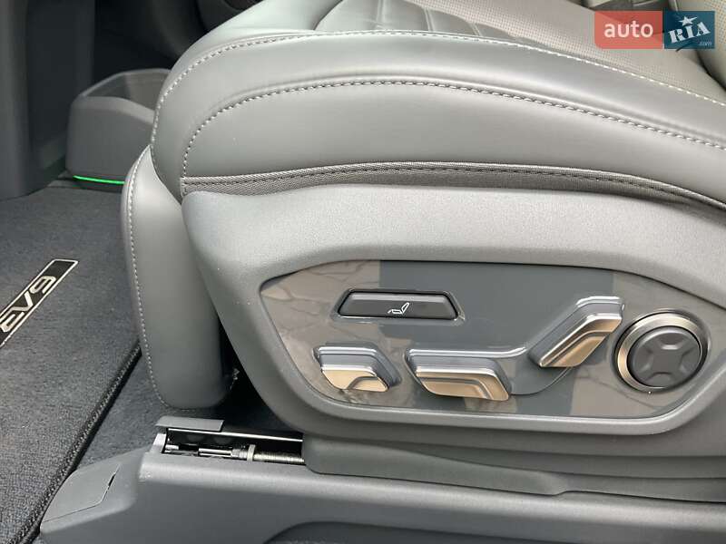 Позашляховик / Кросовер Kia EV9 2024 в Рівному