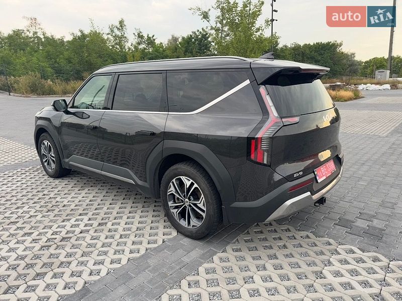 Внедорожник / Кроссовер Kia EV9 2024 в Ровно