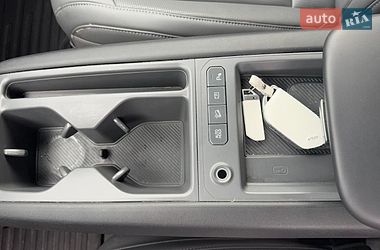 Внедорожник / Кроссовер Kia EV9 2024 в Ровно